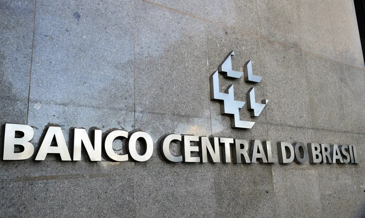 Governo Federal autoriza concursos do Banco Central e da Receita Federal