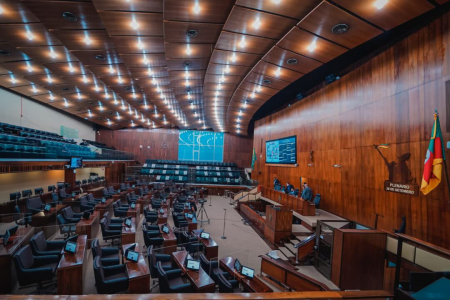 Assembleia Legislativa aprova reajuste de 3,62% para professores estaduais