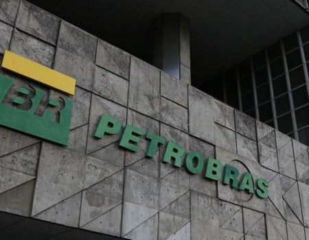 Petrobras já vendeu R$ 243,7 bi em ativos e caminha para privatização 