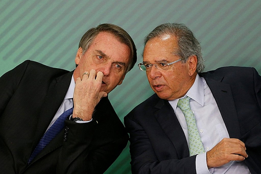 Pressão sobre Bolsonaro: servidores organizam ato no STF e assembleia; 5 mil podem parar